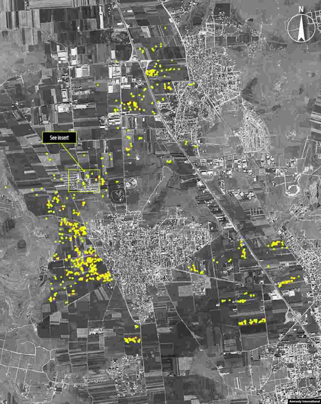 More than 600 probable artillery impact craters, represented here with yellow dots, were identified in Anadan, in the vicinity of Aleppo.