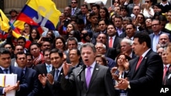 El presidente de Colombia habla al pueblo luego de entregar al Congreso el acuerdo de paz con los rebeldes de las Fuerzas Armadas Revolucionarias de Colombia. Foto de Archivo. Agosto 25, 2016.