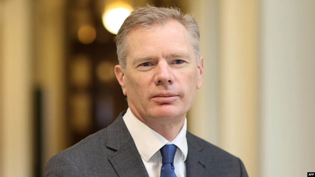 Dubes Inggris untuk Iran, Rob Macaire.