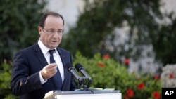 Tổng thống Francois Hollande của Đảng Xã hội bị cho là không cải thiện được tình hình kinh tế kể từ khi ông lên cầm quyền trước đây trong năm.