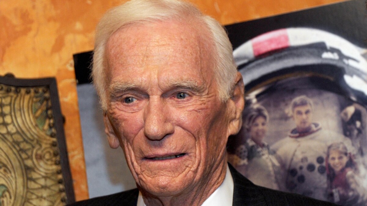 US Astronaut Gene Cernan, The Last Man To Walk On The Moon, Dies At 82