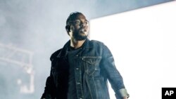 Kendrick Lamar es uno de los cantantes más nominados, con siete nominaciones a los Grammy.