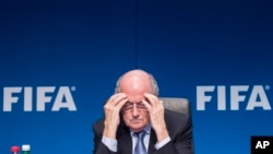 Presiden FIFA Sepp Blatter dalam konferensi pers di Zurich, Swiss (20/5). (AP/Keystone, Ennio Leanza)