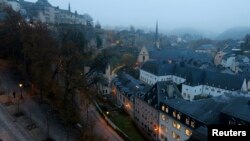 Luxembourg, nơi được xem là thiên đường trốn thuế, đã thỏa thuận bãi bỏ quy định bí mật ngân hàng