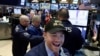 Dow Jones Ditutup di atas 20.000, Pasar Global Meningkat 