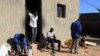 Huit migrants, dont 6 enfants, morts asphyxiés dans un camion en Libye