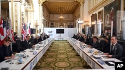 Перед открытием заседания саммита министров иностранных дел стран «Большой семерки». 5 мая 2021 г. 