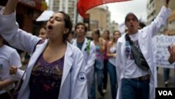 Ya se implementa un plan de contingencia para garantizar la atención en salud para los bolivianos.