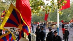 དབྱིན་ཡུལ་ནང་རྒྱ་ནག་གི་སྲིད་འཛིན་ལ་ངོ་རྒོལ་བྱས་ཡོད་པ།