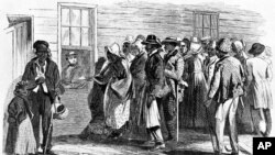 1860년대 식량배급을 타는 늙은 노예들의 모습