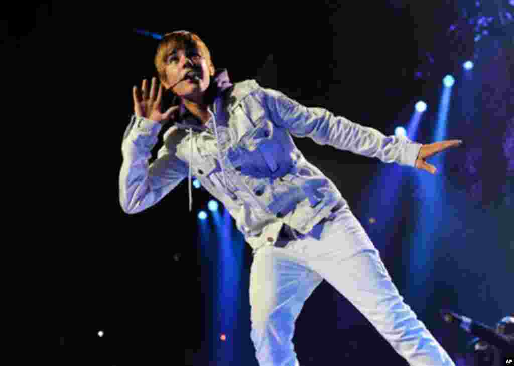 青少年歌星贾斯汀.比伯