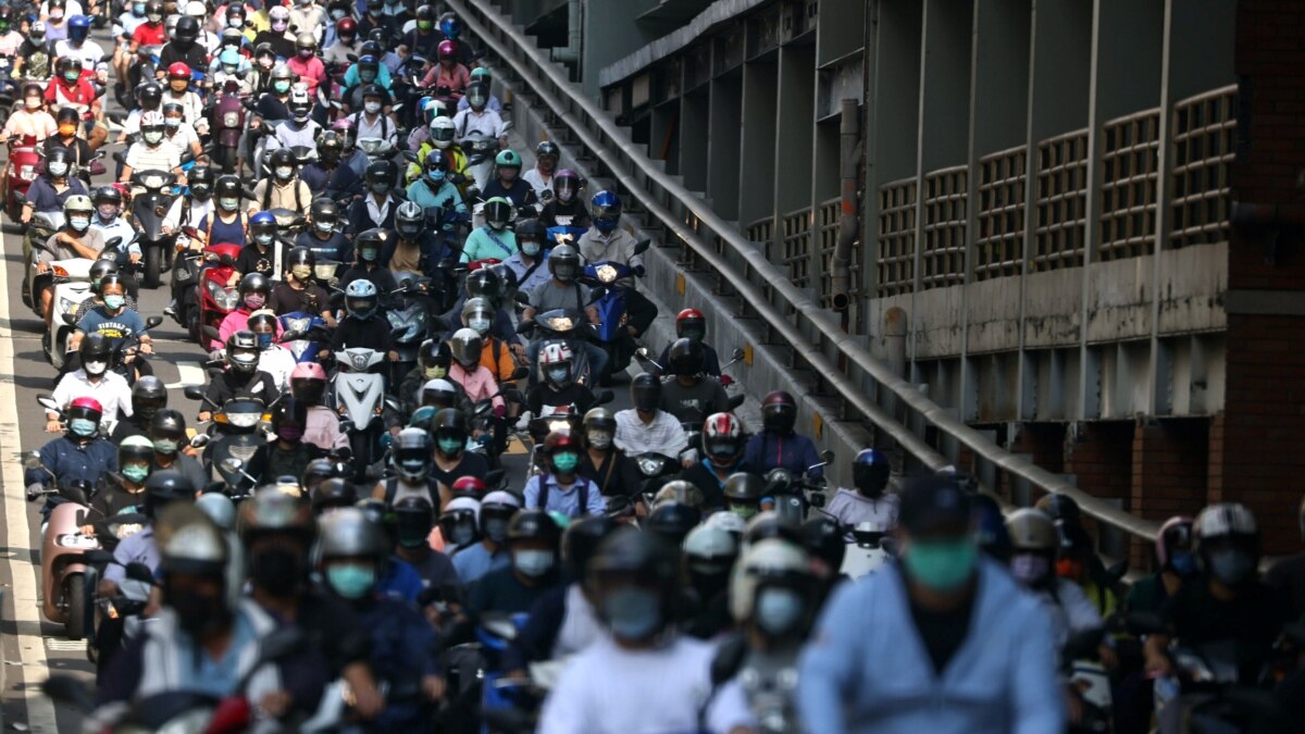 台湾疫情趋缓，警戒可望从三级降为二级