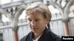 Marina Litvinenko, the widow of murdered KGB agent Alexander Litvinenko, leaves the High Court in central London, July 28, 2015.