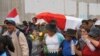 Dos estudiantes, los primeros muertos de las protestas en Perú