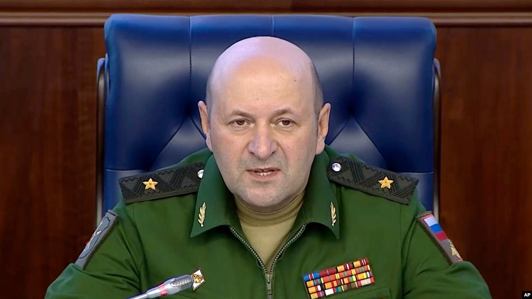 Начальник войск радиационной, химической и биологической защиты Вооруженных сил России генерал-майор Игорь Кириллов 
