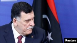 Le Premier ministre libyen, Fayez al-Sarraj, lors d’une conférence de presse au siège de la Commission européenne à Bruxelles, Belgique, 2 février 2017.