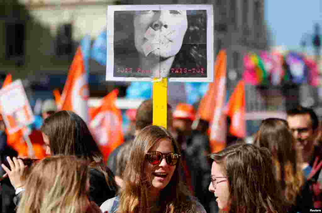 تظاهرات مخالفان اصلاحات دولت فرانسه در شهر مارسی