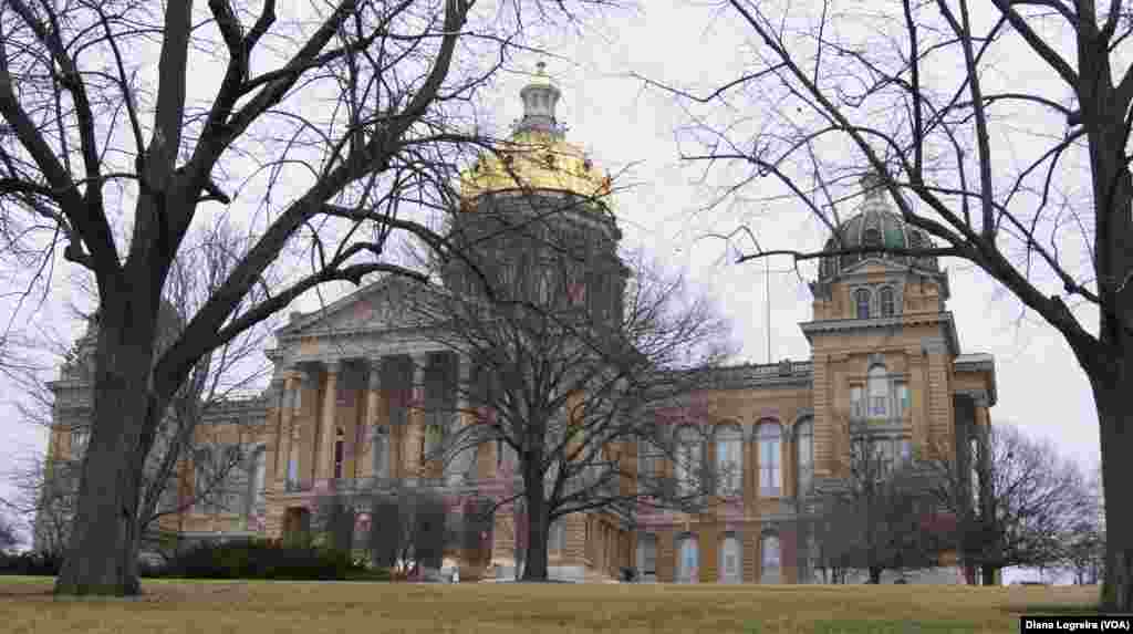 Gedung DPR negara bagian Iowa di Des Moines, Iowa. Babak awal Pilpres AS kaukus di Iowa dimulai hari Senin (1/2) untuk memilih kandidat capres dari masing-masing partai.