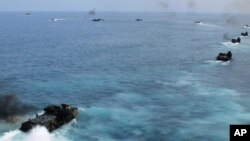 美國海軍在南中國海同東南亞國家軍隊一起演習(資料圖片)