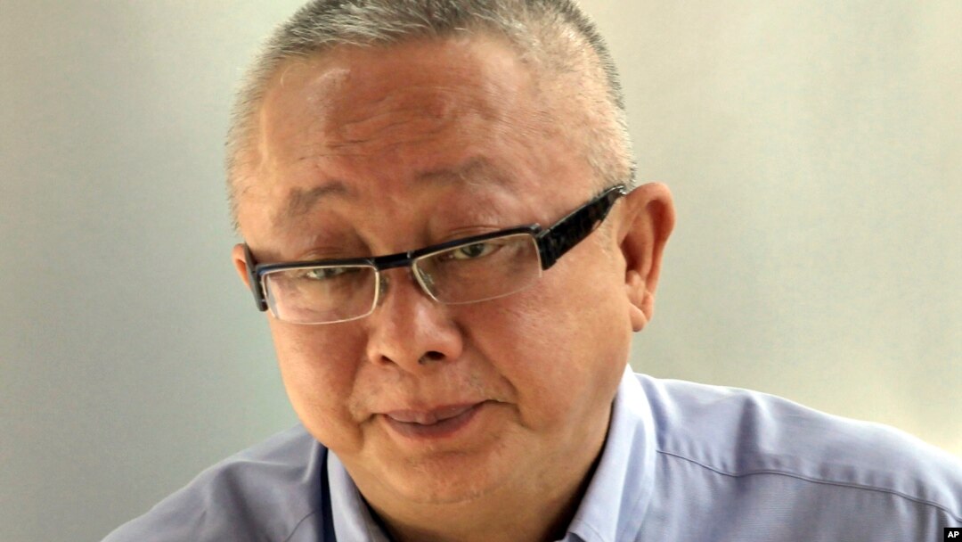 Sondhi Limthongkul, pendiri gerakan pro-monarki di Thailand dijatuhi hukuman penjara 2 tahun (foto: dok). 