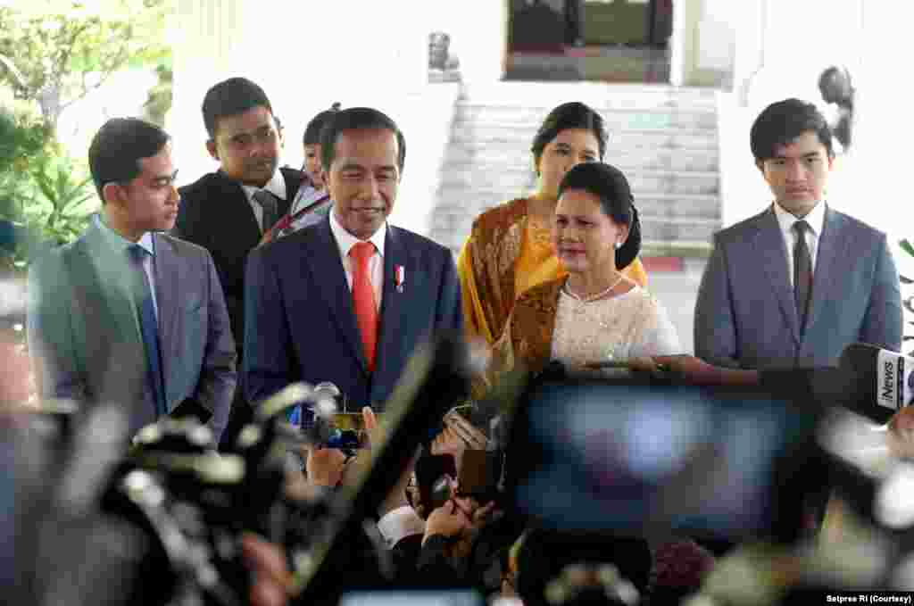 Presiden Jokowi Widodo, Ibu Negara iriana dan keluarga, 20 Oktober 2019