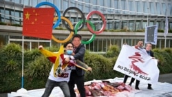 國際人權活動人士在雅典衛城抗議北京冬奧會