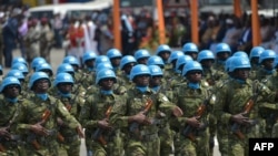 Des soldats ivoiriens de la mission de maintien de la paix de l'ONU au Mali, à Abidjan, le 07 août 2019.