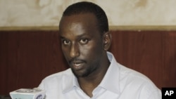 Zakariya Ismail Hersi, a former senior al-Shabab commander, speaks during a press conference at the presidential palace in Mogadishu, Somalia, Jan. 27, 2015. 