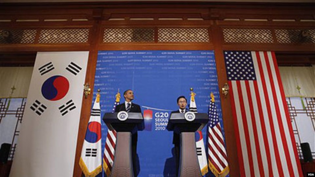 Presiden AS Barack Obama and Presiden Korea Selatan Lee Myung-bak menggelar jumpa pers bersama hari ini di Seoul.