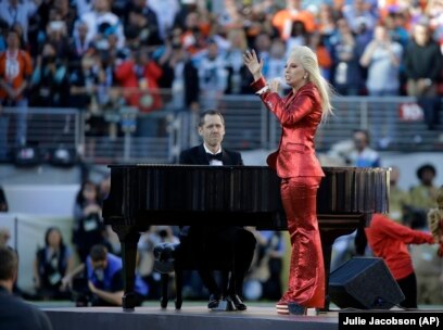 Lady Gaga sings national anthem at Super Bowl 50