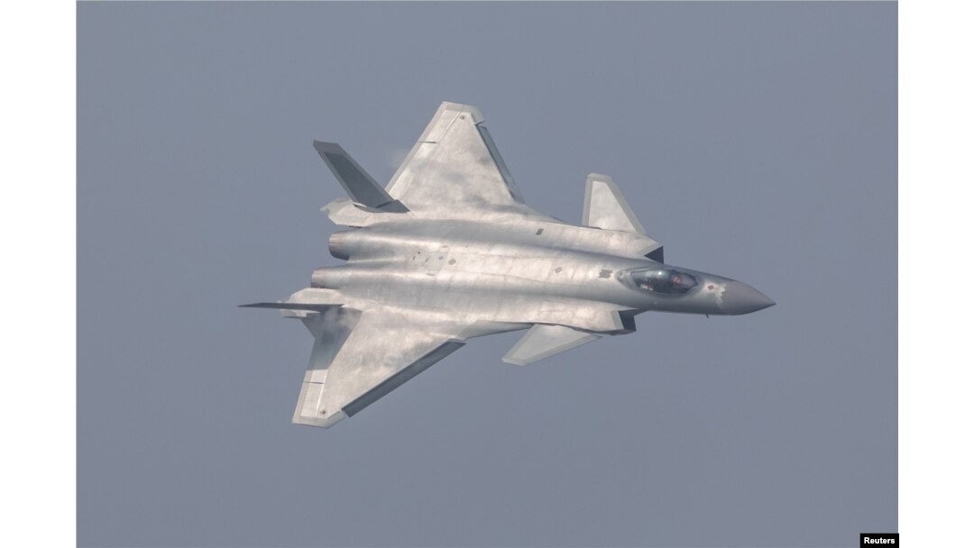 Xitoyning J-20 rusumidagi yangi harbiy samolyotlari