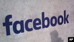 Facebook saopćio da će zaposliti više od 1.000 ljudi kako bi spriječio da takvi oglasi ometaju sve buduće izbore