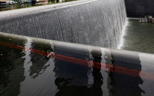 Cascada Memorial de las víctimas del 11 de septiembre de 2001, Nueva York.