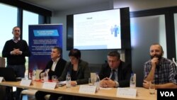 Mervan Miraščija, Bojan Kovačević, Aleksandra Martinović, Aleksandar Draganić i Ermin Zatega predstavljaju istraživanje o oblasti javnih nabavki