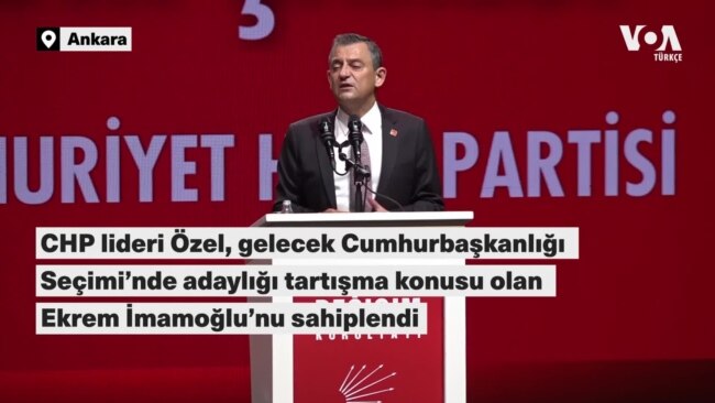 CHP lideri Özel tüzük kurultayında hangi mesajları verdi?