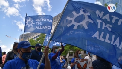 Miembros de la Alianza Nacional del TPS en una marcha en Washington D.C. a principios de este año para pedir a la Administración Biden abrir un camino a la residencia permanente. [Foro de archivo]