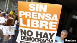 Los periodistas y los medios son "solo vínculos" a través de los cuales se expresan los ciudadanos.