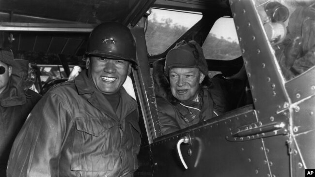 U.S. President-elect Dwight D. Eisenhower prepares to depart South Korea on Dec. 4, 1952.