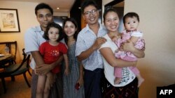 缅甸周二释放两名路透社记者
