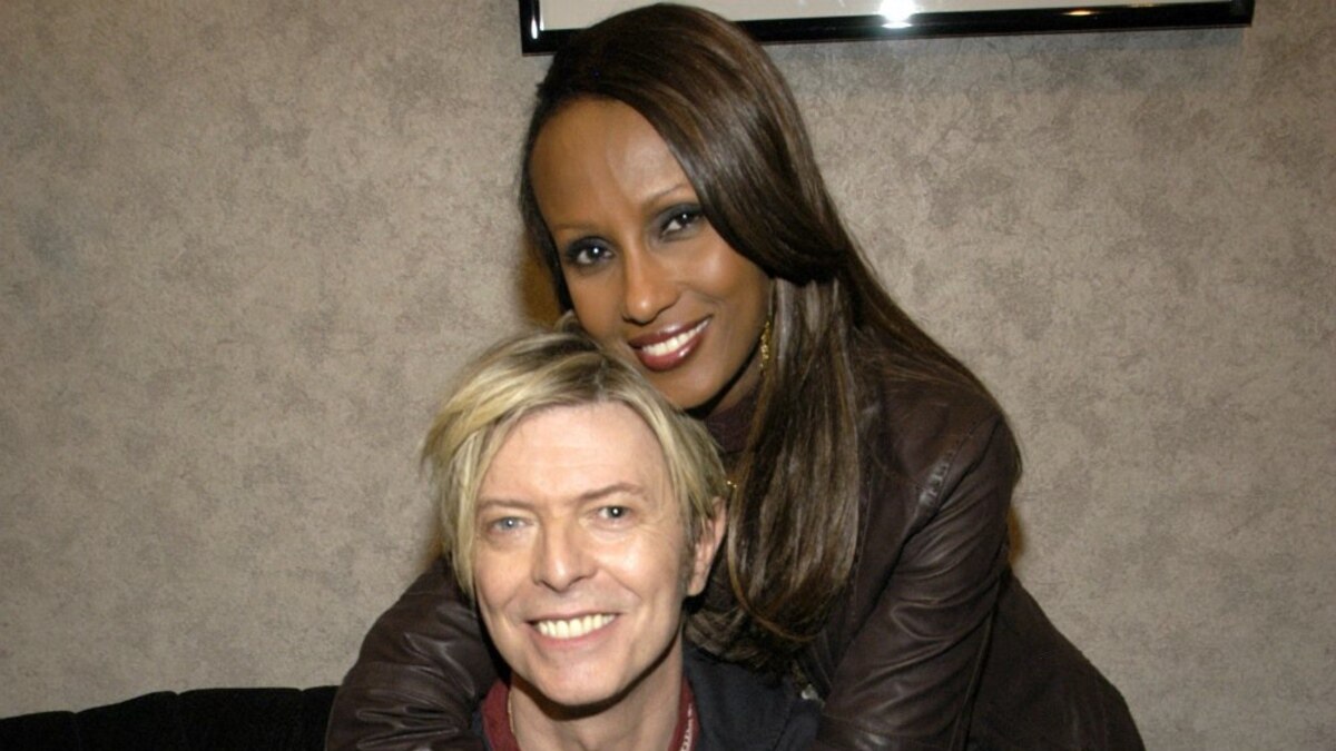 Modelo Iman recuerda a su esposo David Bowie