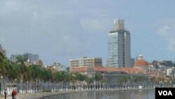 Luanda, ibukota Angola (foto: dok). Pesawat Mosambik yang seharusnya mendarat di Luanda tidak muncul Jumat sore 28/11. 