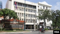 Ministry of Public Works And Transport​ along Norodom Boulevard, Phnom Penh, Cambodia on August 8, 2015. (Sou Pisen/ VOA Khmer)