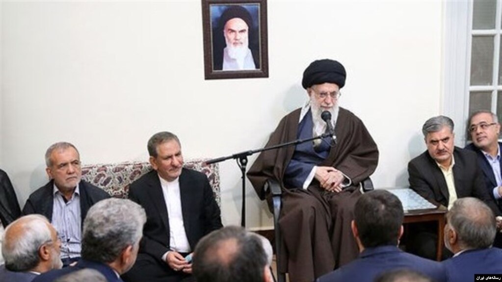 در ادامه بستن شدن صفحات فرماندهان سپاه، صفحه انگلیسی خامنه‌ای در اینستاگرام مسدود شد