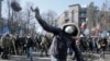 우크라이나 시위대-경찰 충돌, 9명 사망