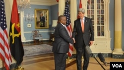 George Chikoti e John Kerry