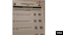 Los peruanos respondieron el domingo a estas cuatro preguntas en un referendo nacional [Foto: Mitzi Macías]