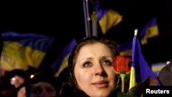 Pro-European integration protesters attend a rally at Independence Square in Kyiv, December 8, 2013.
