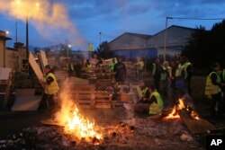 Las protestas en Francia por el alto costo de la vida han remecido el país en las últimas semanas.