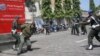 Polisi Militer Solo Lakukan Simulasi Penggerebekan Kelompok Bersenjata