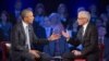 باراک اوباما رئیس جمهوری آمریکا (چپ) در نشستی به میزبانی شبکه خبری سی.ان.ان درباره قوانین مربوط به خرید اسلحه - ۱۷ دی ۱۳۹۴ 